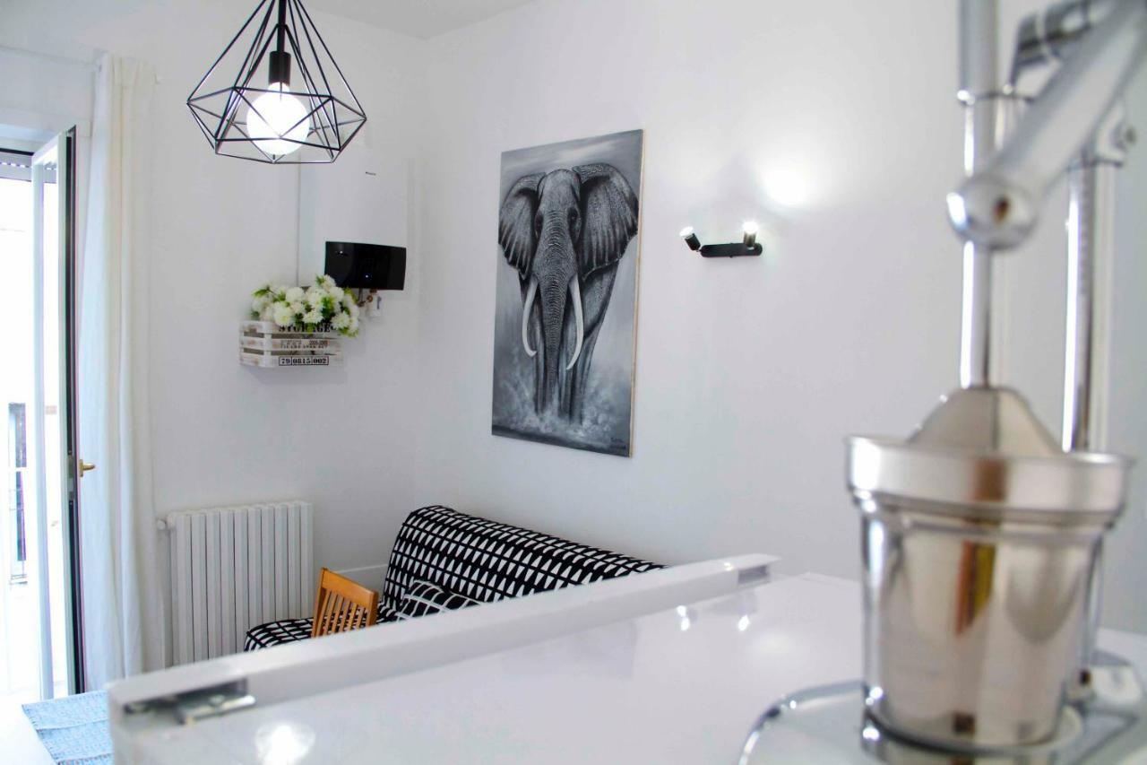Appartement Casa Fabiana à Naples Extérieur photo